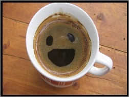 Uśmiechnięta, Kawa